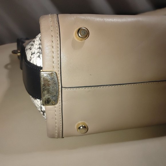 Coach swagger Leather Snake Print Satchel Handbag Adjustable Strap Beige Black - Picture 11 of 12